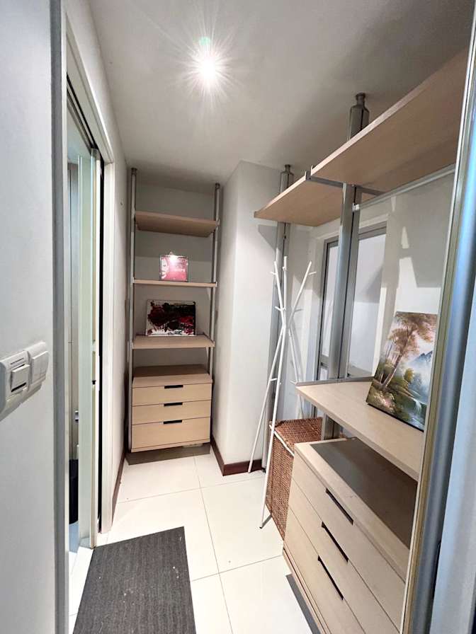 VVA EI's room