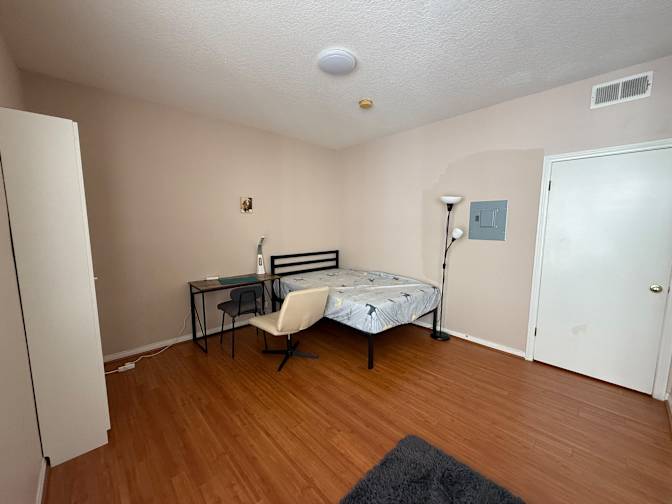Emily Lin's room
