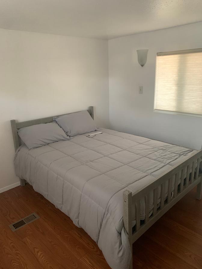 Tyre's room