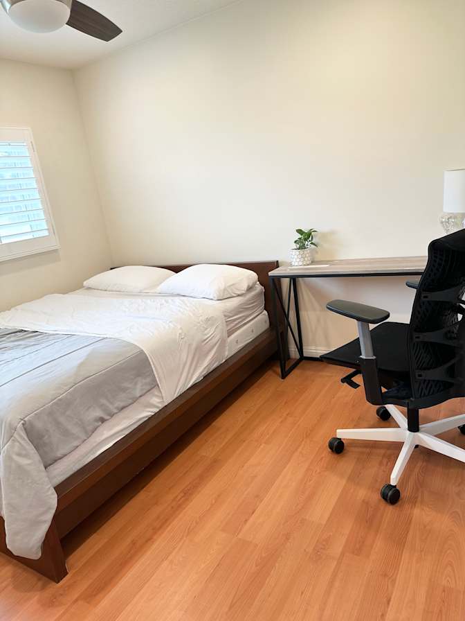 Khanh's room
