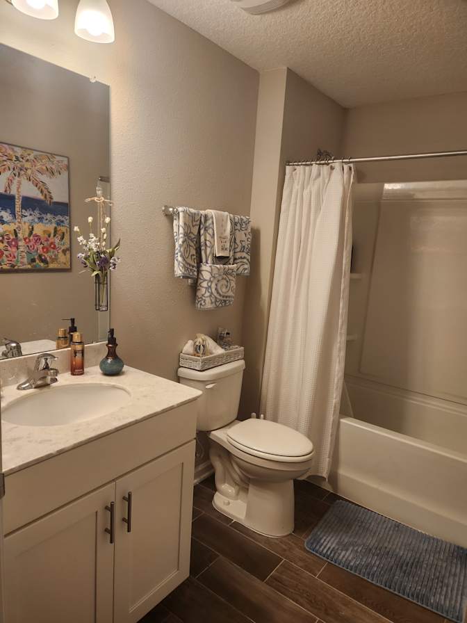 Donna's room
