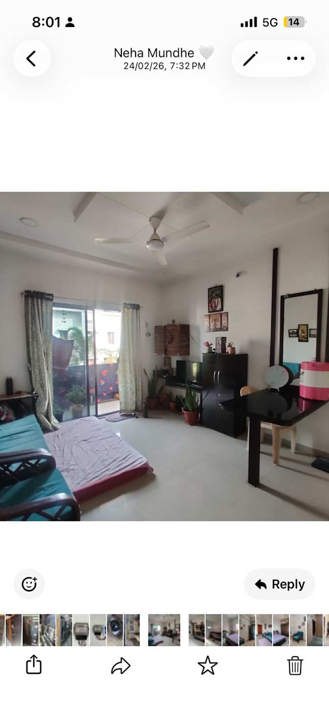 Hitaishri's room