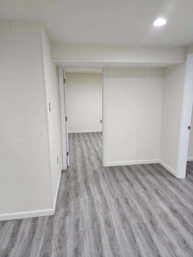 Enrique's room