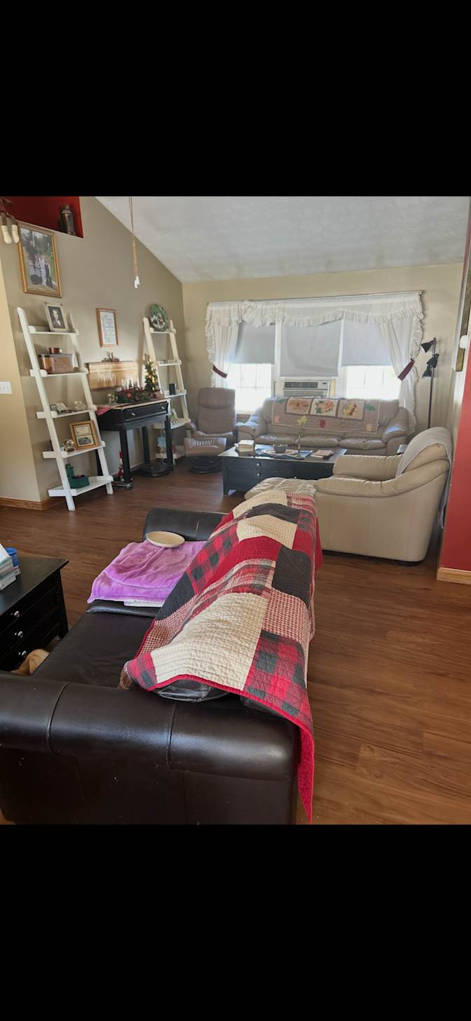 Debra Drouin's room