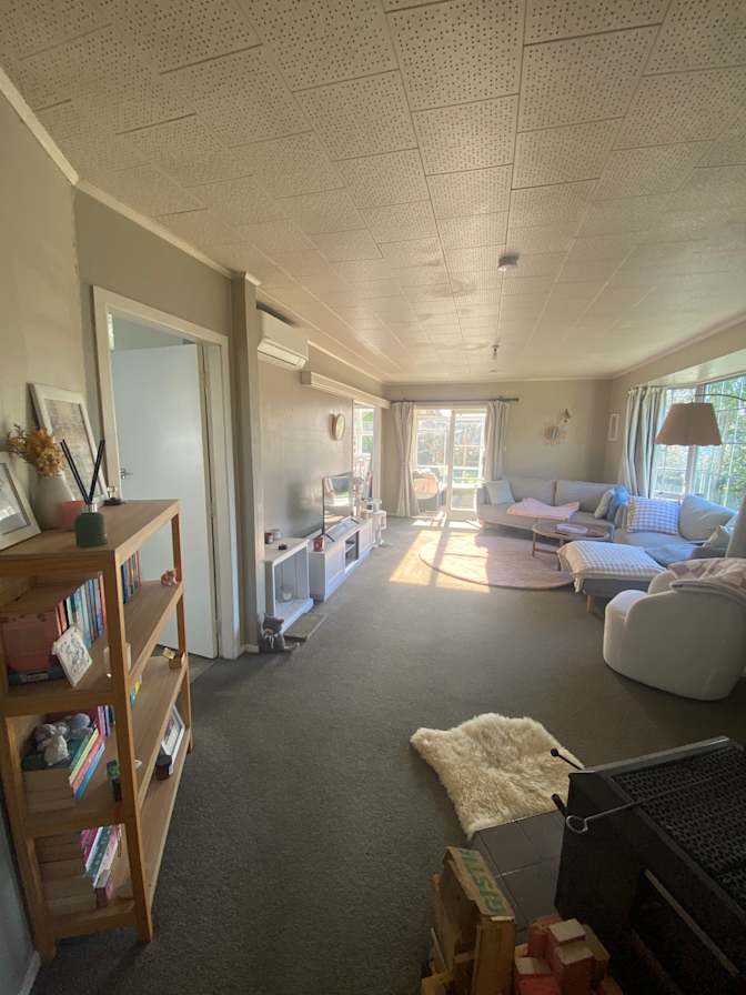 Hannah's room