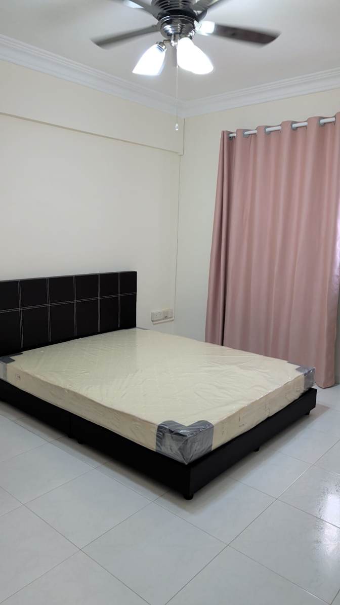 ChiongSwee's room
