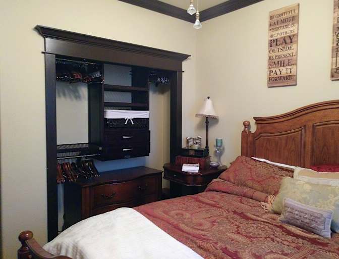 DIANA'S Home's room