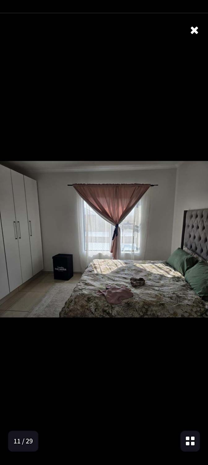 Anthonio's room