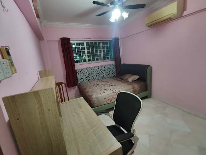 Farooq's room