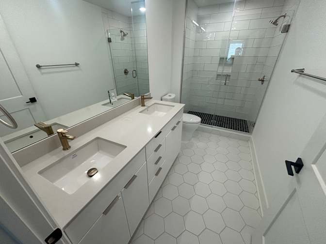 Alcove Rooms's room