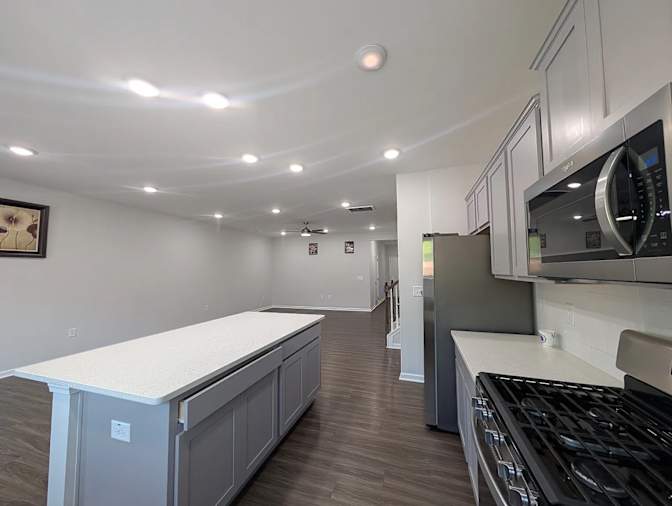 Alcove Rooms's room