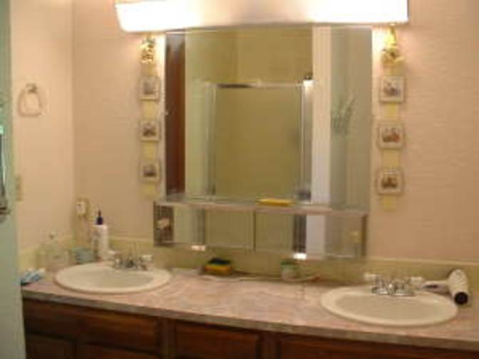 Xuebing's room