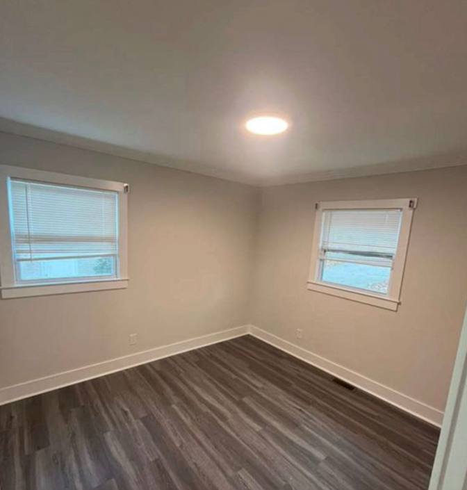 Alcove Rooms's room
