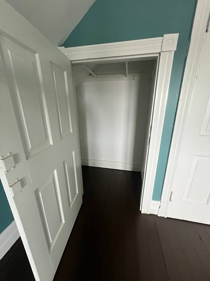 Anna's room