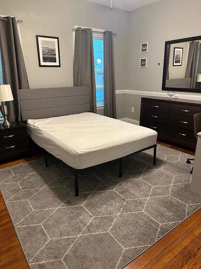Gail's room