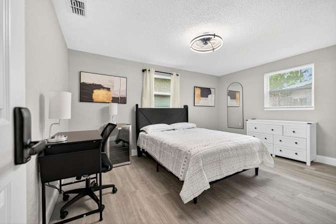 PadSplit's room