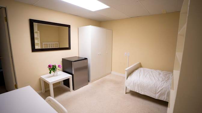Elham's room