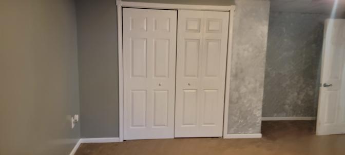 vicki hales's room