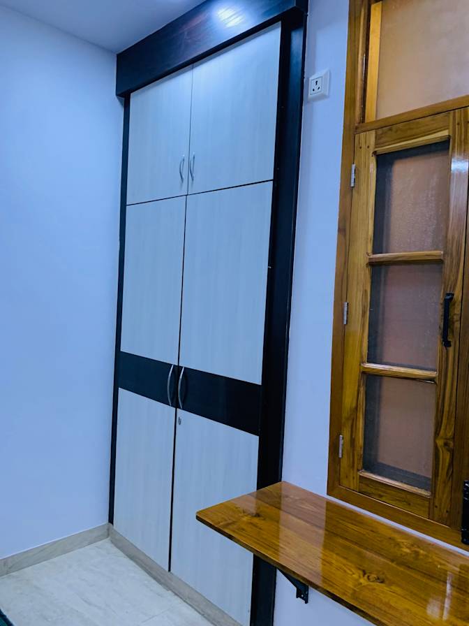 Priyanshi's room