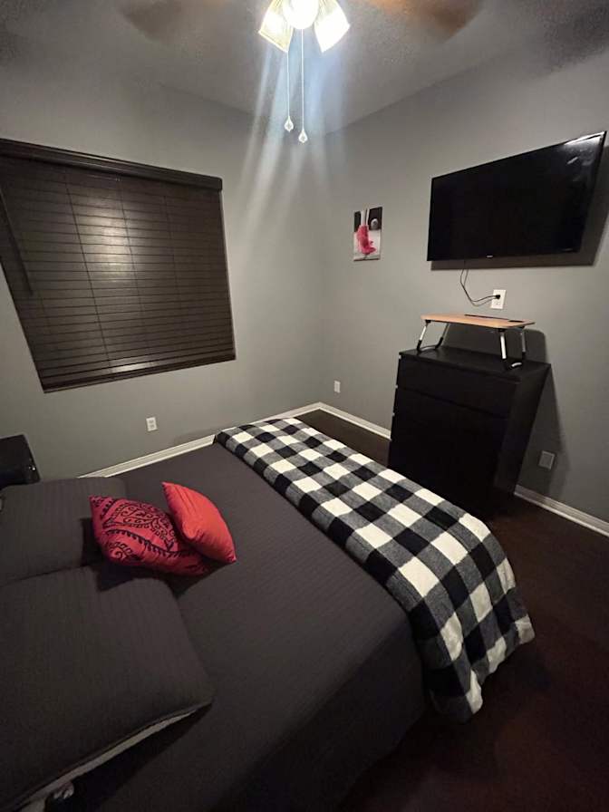 Kate's room