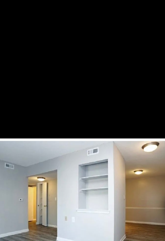 Martin flores's room
