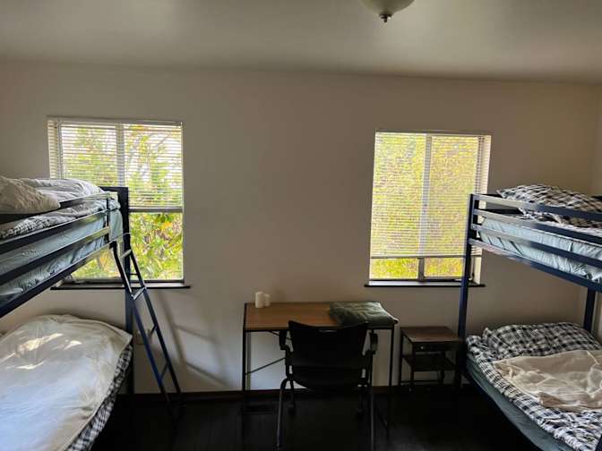 Julia Va's room
