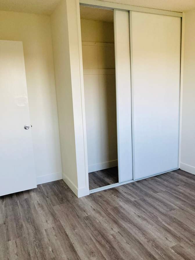 SANJNA's room