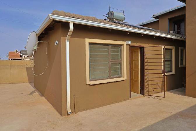 Thapelo Mokoena's room
