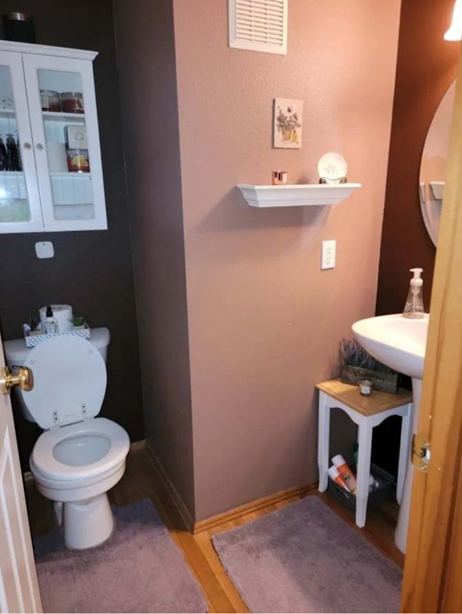 Stephanie's room