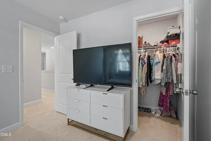 Alcove Rooms's room