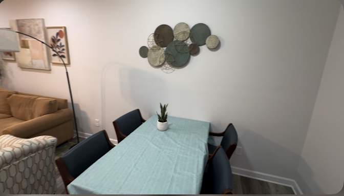 Alcove Rooms's room