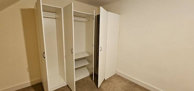 MS MELISSA ALLEYN-DEACON's room