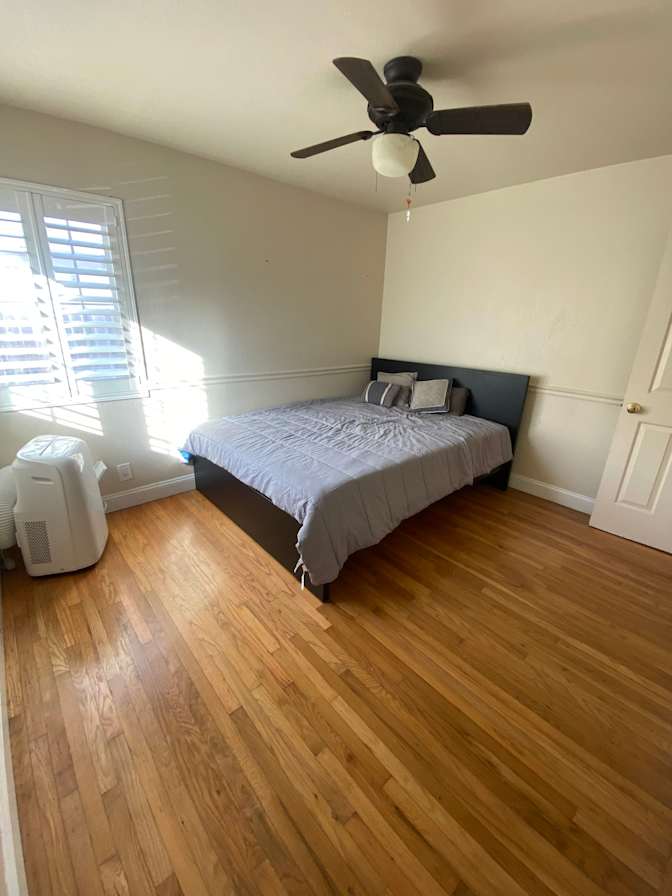 Angelo's room