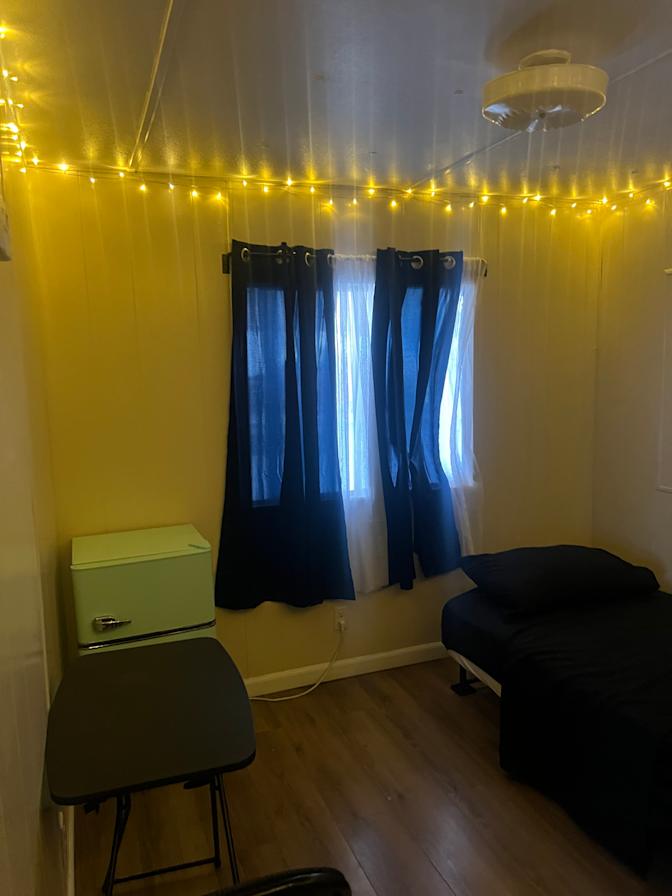 Jorge's room