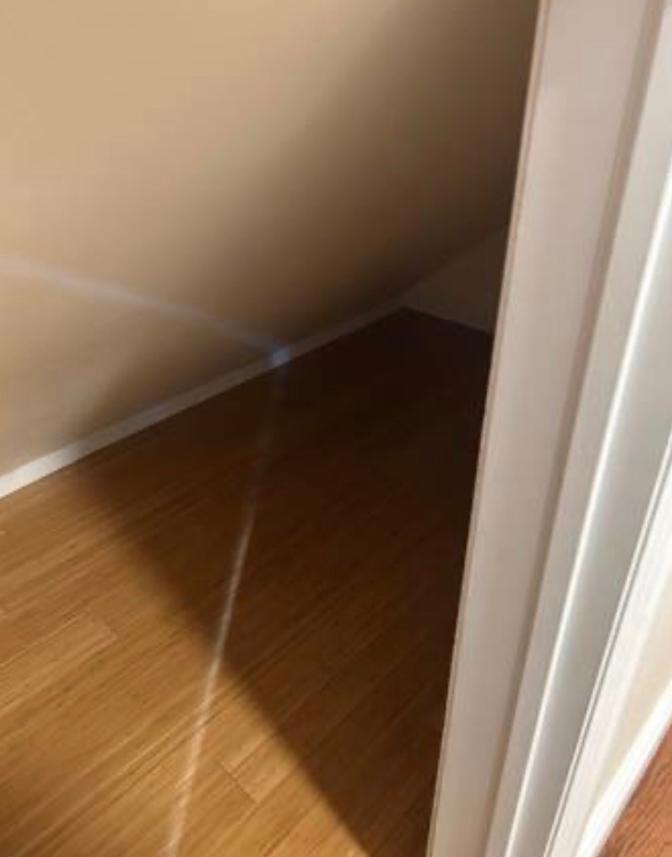 D's room