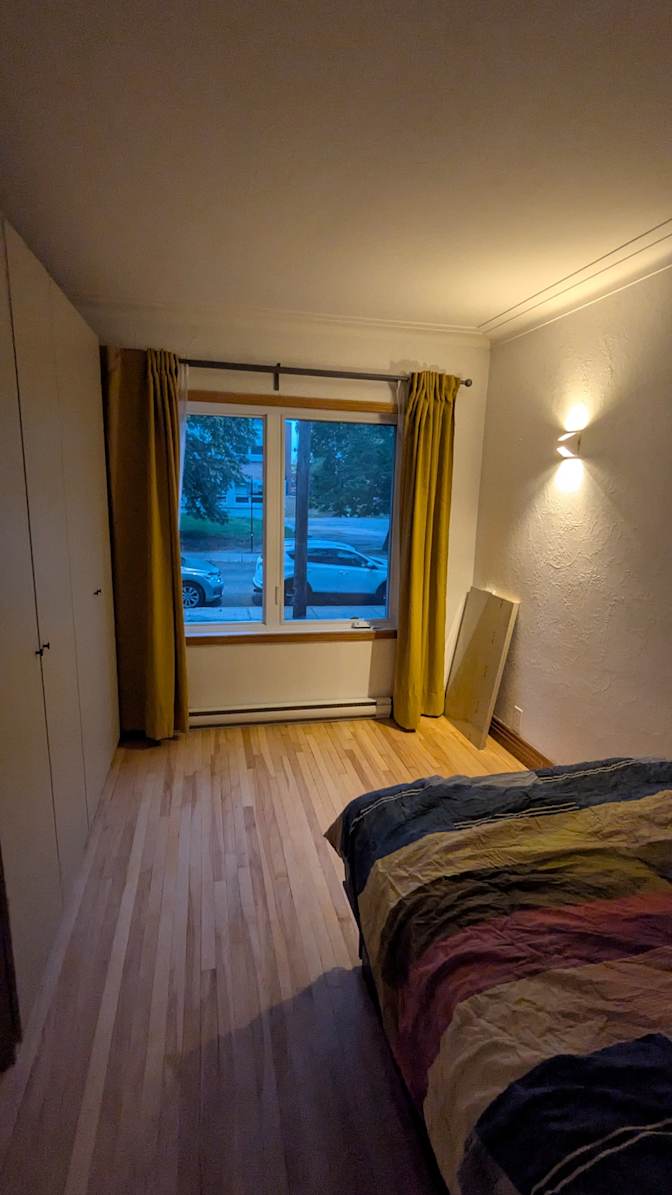 Vincent Nadon's room