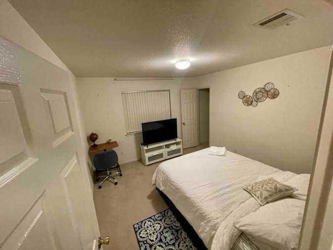Om's room