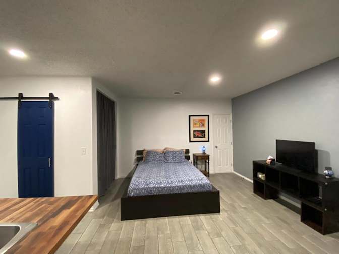 JuanJesus-Evan's room