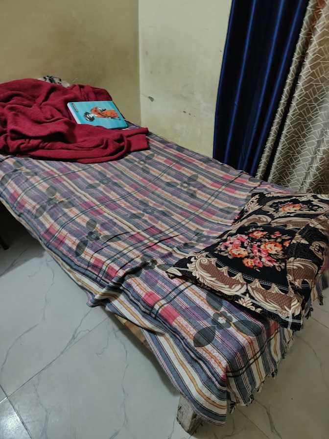 Divyanshu's room