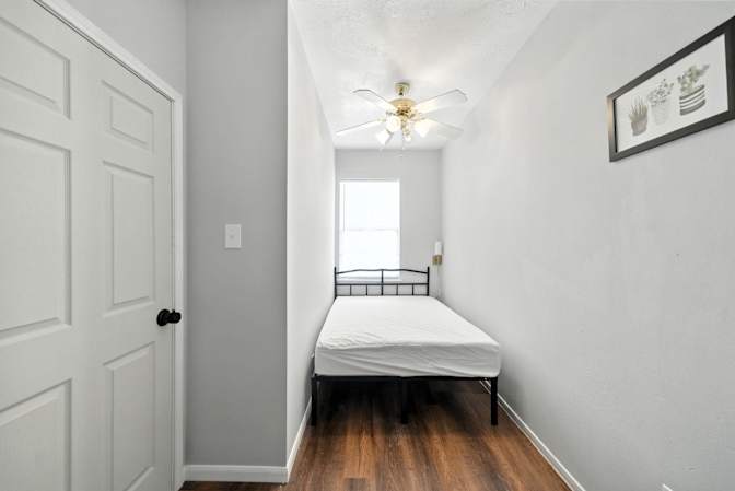 PadSplit's room