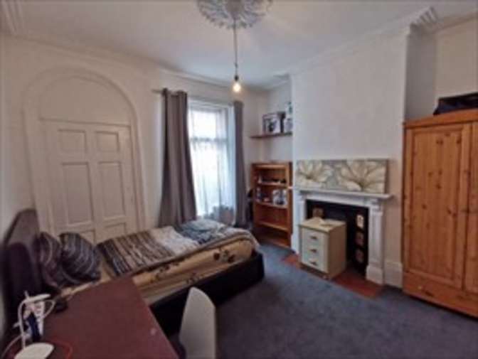 Jayne Anderton's room