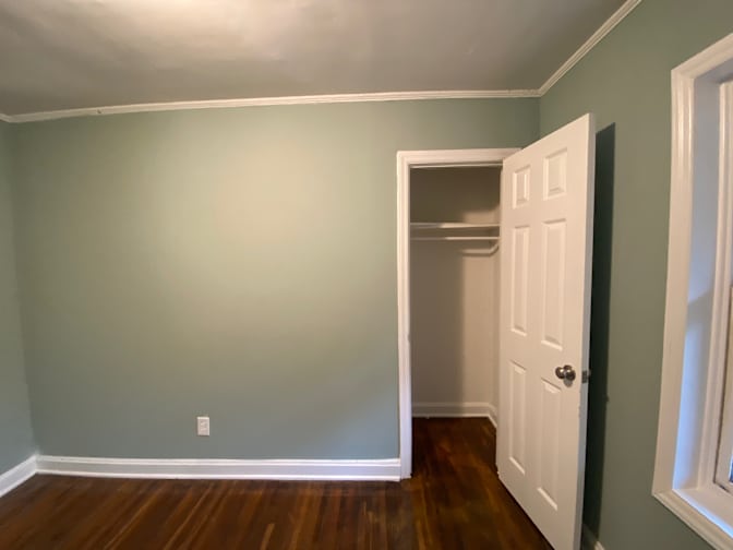 Alcove Rooms's room