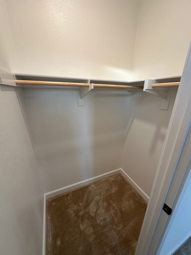 Thomas's room
