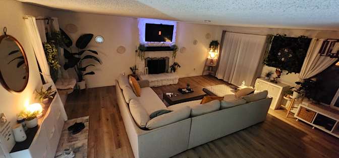Jennifer's room