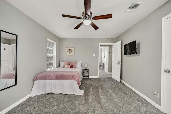 PadSplit's room