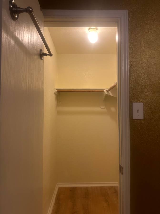 JESSIE's room