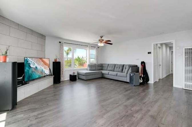 Eljey's room