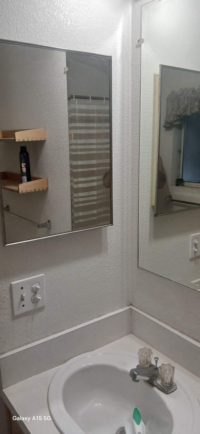 Rhett's room