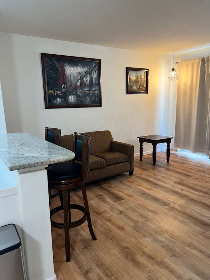 Carlos's room