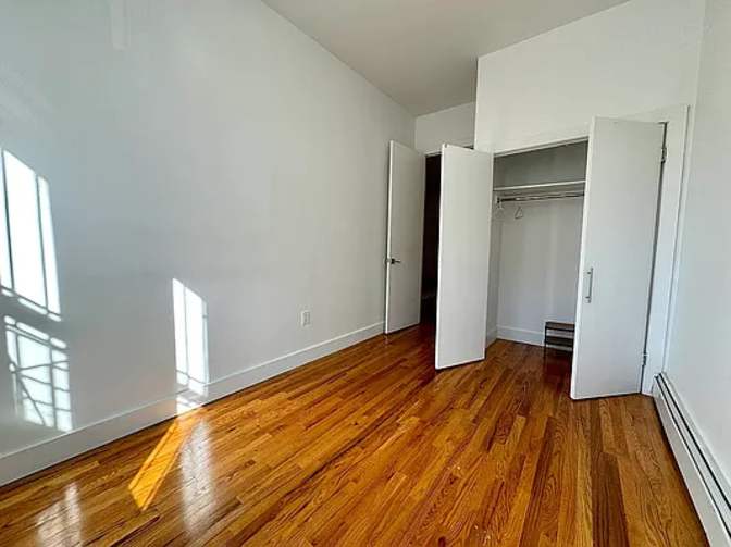 WESLEY WALKER's room